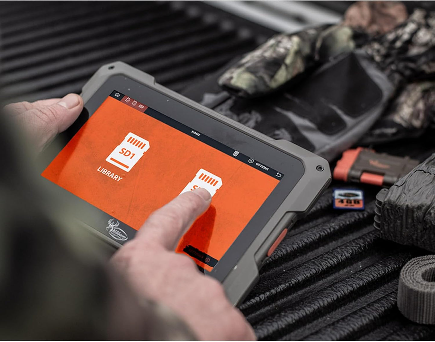 VU70 Dual SD Card Viewer for Hunting & Wildlife Observation Durable Weather-Resistant Memory Card Reader with 7" Touch Screen